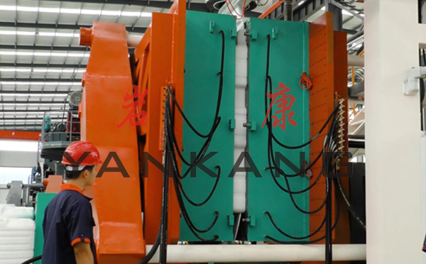 擠出吹塑成型工藝加工過(guò)程 吹塑成型工藝