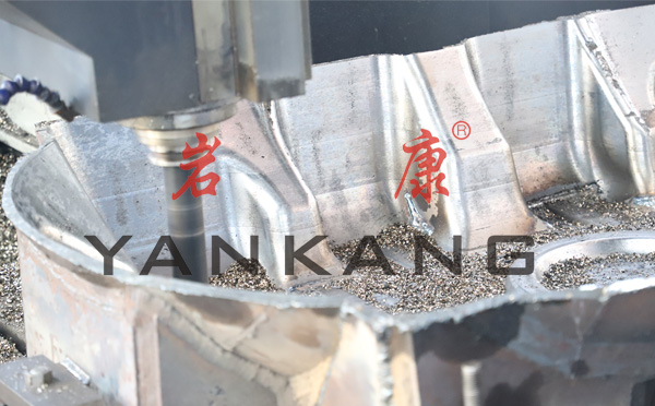 巖康中空吹塑機(jī)模具 中空吹塑機(jī)模具