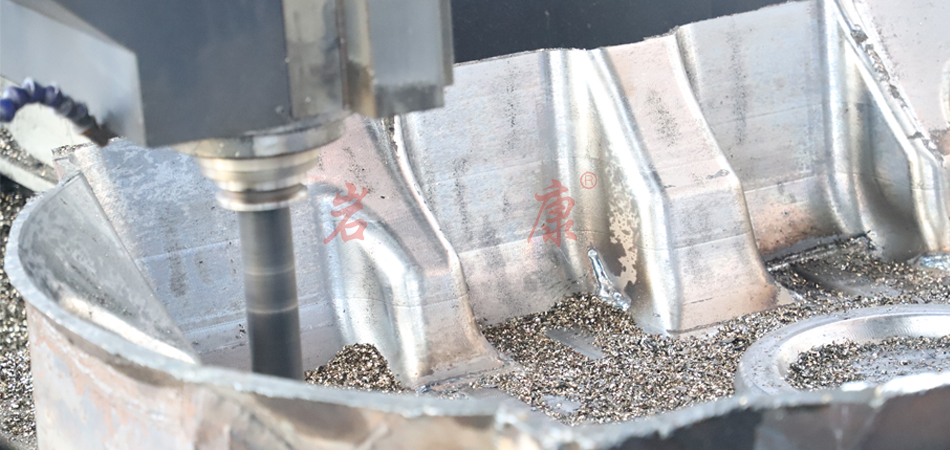 巖康中空吹塑機模具生產 中空吹塑機試機會出現什么問題