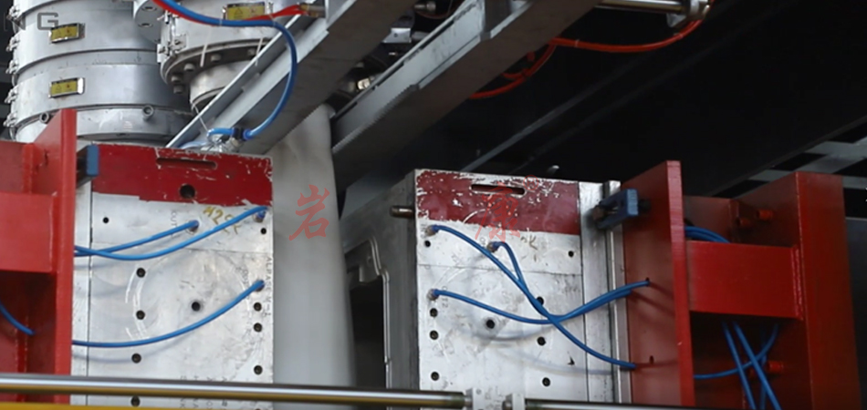 中空吹塑機料胚有氣泡